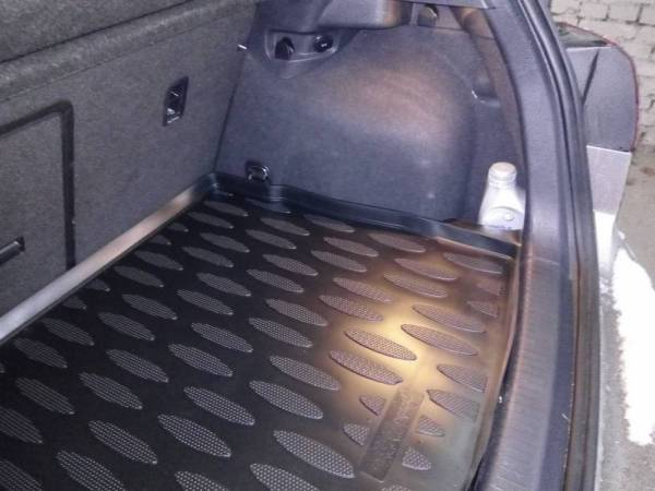 Коврик в багажник Volkswagen Golf 7 (Фольксваген Гольф 7) с бортиком